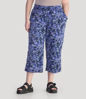 EZ Style Cottons Pocketed Capris Blue Meadow Print