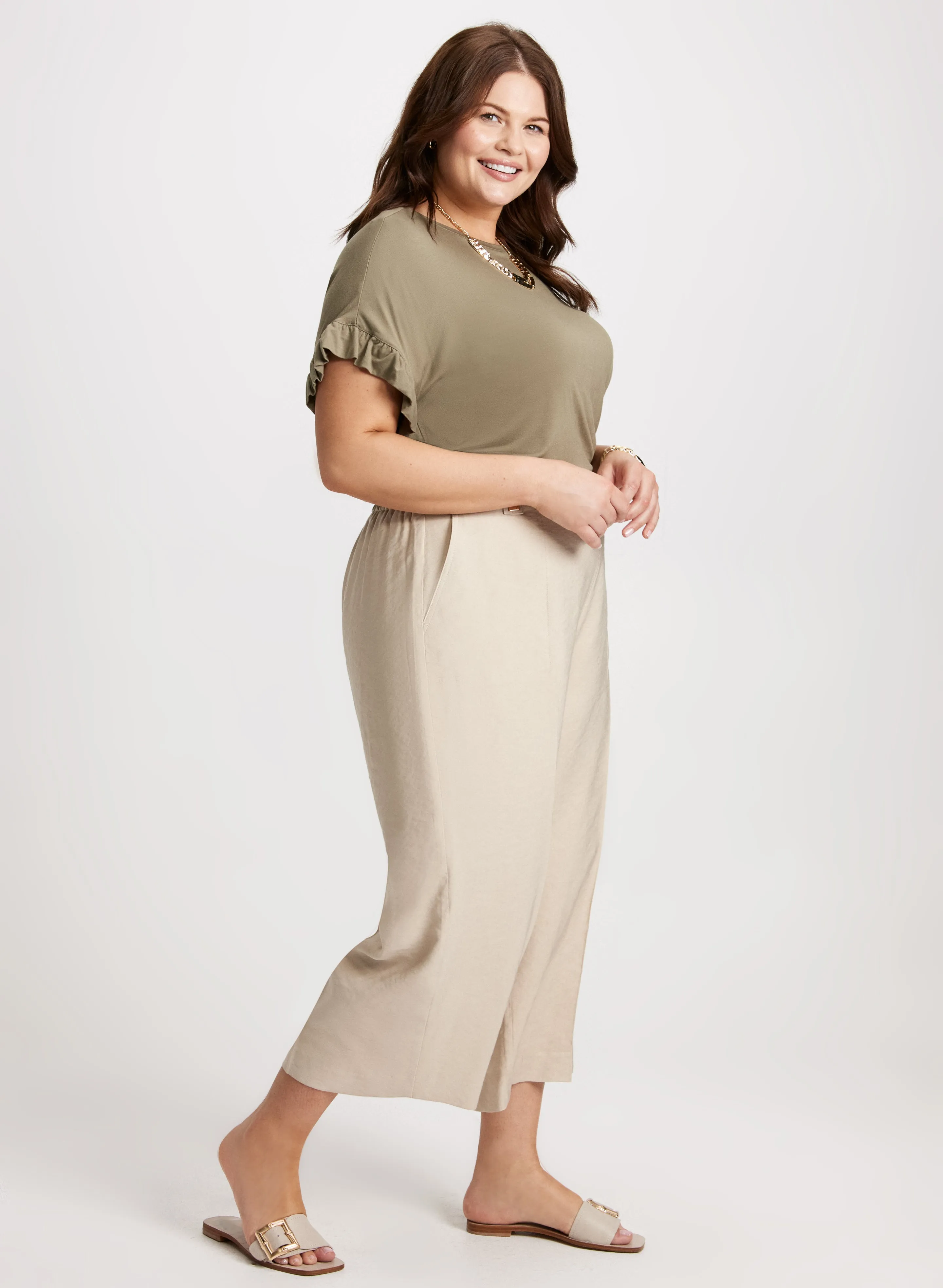 Pull-On Straight Leg Capris