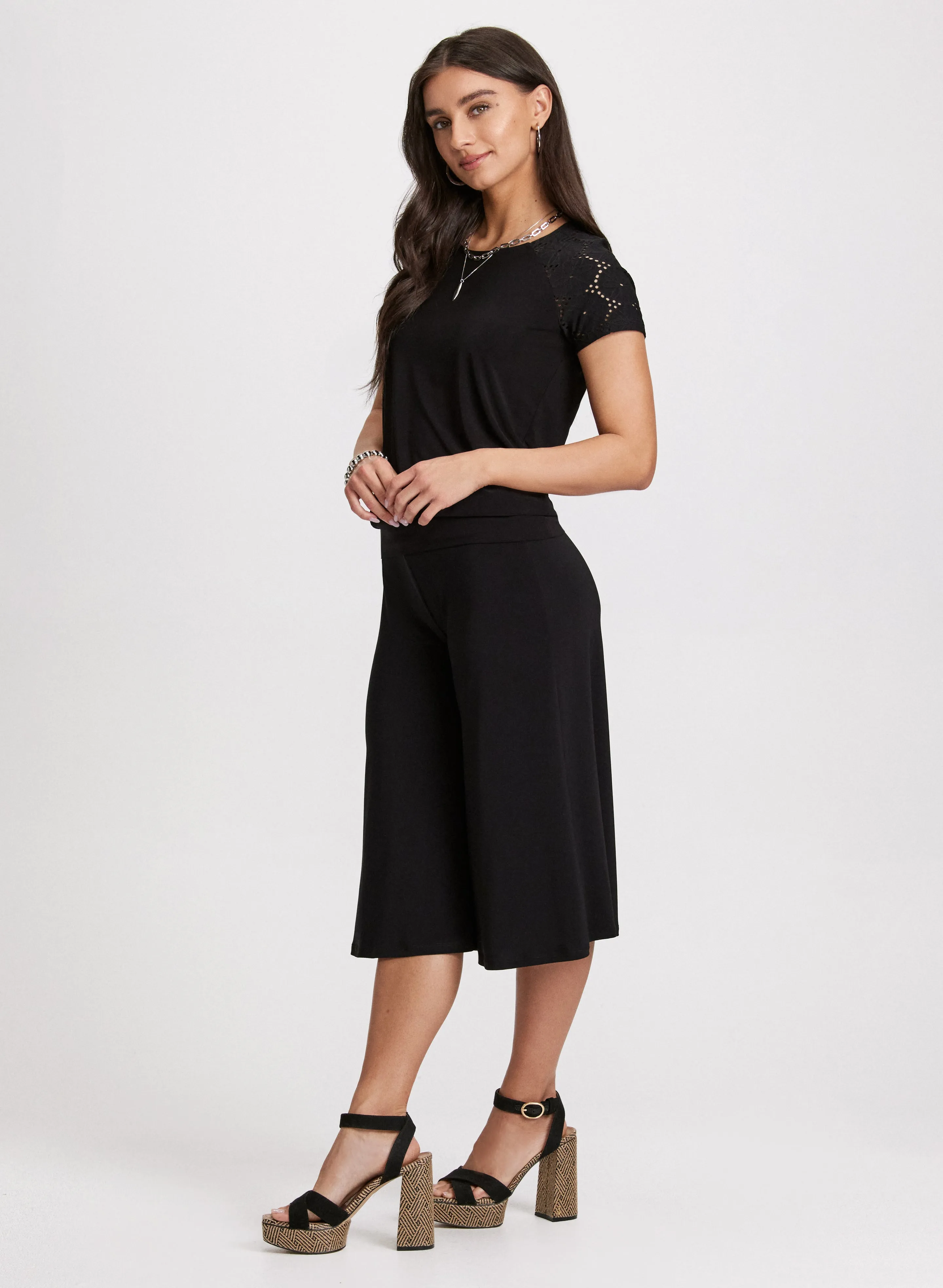 Pull-On Wide-leg Capris